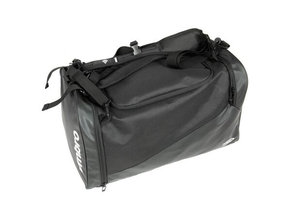UMBRO Club Bag 40L Sort S Praktisk og slitesterk bag 