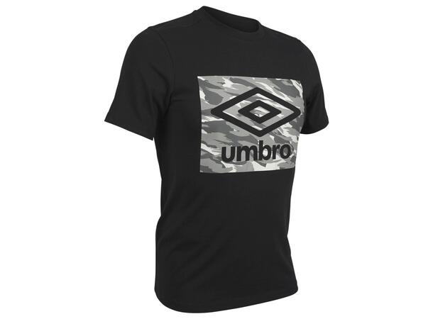 UMBRO FW Camo Graphic Tee Sort XS Bomulls t-skjorte