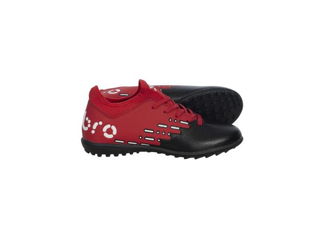 UMBRO Cypher TF Jr Sort 38,5 Fotballsko til kunstgress 