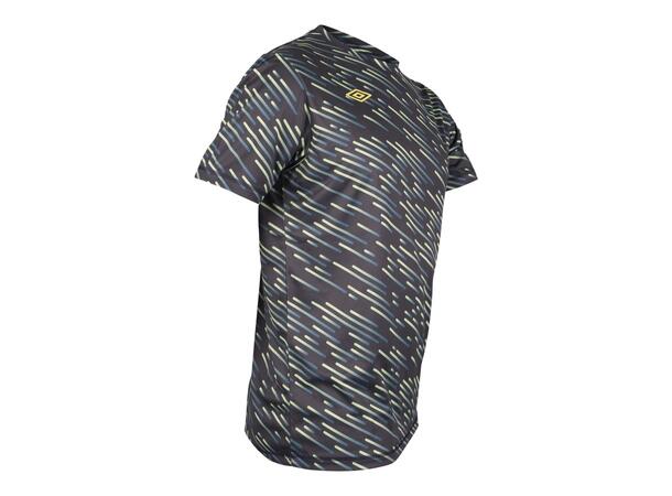 UMBRO Pre Match Tee Marine S Resirkulert sublimert trenings t-skjorte 