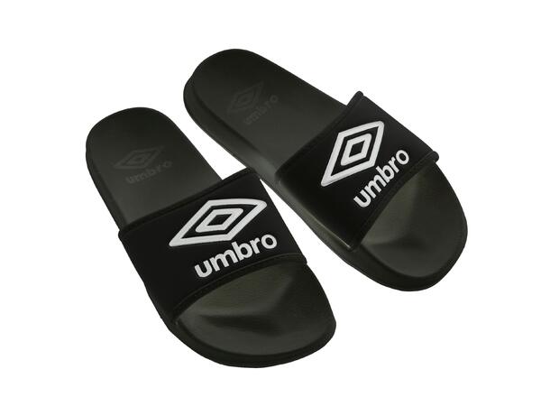 UMBRO Core Slippers Sort 43 Funksjonelle og komfortable slippers 