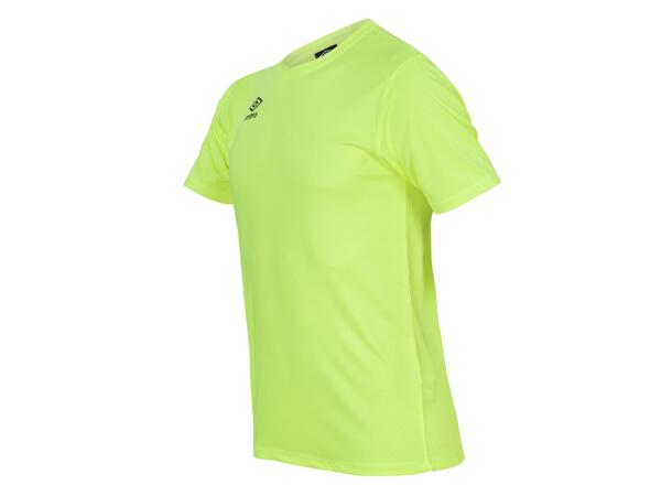 UMBRO Core Poly Tee Neongul XL Enkel, teknisk trøye i polyester 