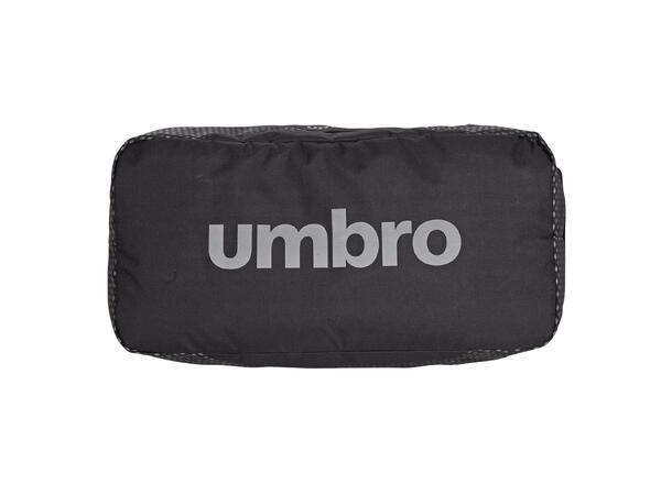 UMBRO Velocita Player Bag 60L Sort M Praktisk bag i klubbfarger 