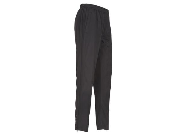 UMBRO Core Woven FZ Pant Sort XXL Microfiberbukse med glidelås langs siden 