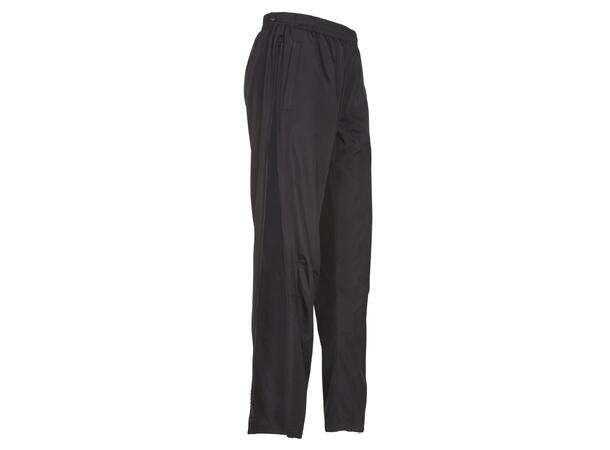 UMBRO Core Woven FZ Pant Sort XXL Microfiberbukse med glidelås langs siden 