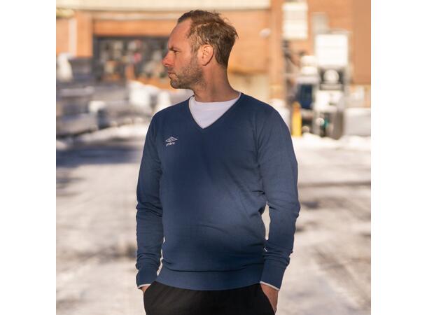 UMBRO Philip Knitted V-neck Mørk blå XL Tynn, finstrikket fritidsgenser 