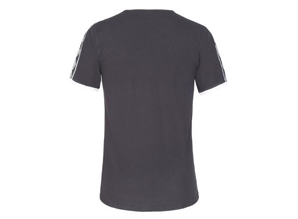 UMBRO Core X Legend Tee J Sort 116 Tøff bomulls t-skjorte til barn