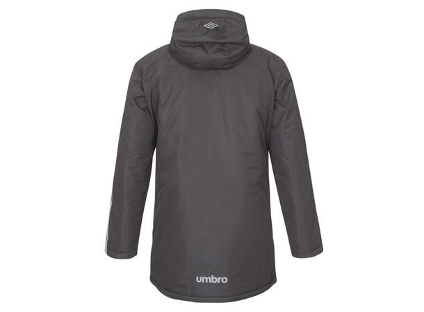 UMBRO UX Elite Team Jacket Sort S Funksjonell lang vattert klubbjakke 