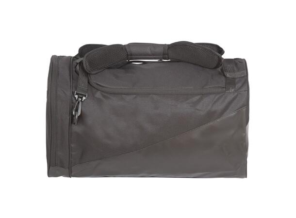 UMBRO UX Elite Bag 40L Sort S Praktisk og slitesterk bag