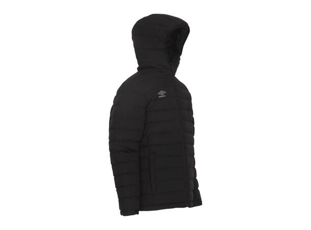 UMBRO Core Tech Padded Jkt Jr Sort 128 Vattert jakke med hette